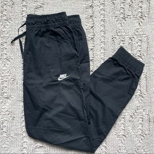 Nike nylon woven pants